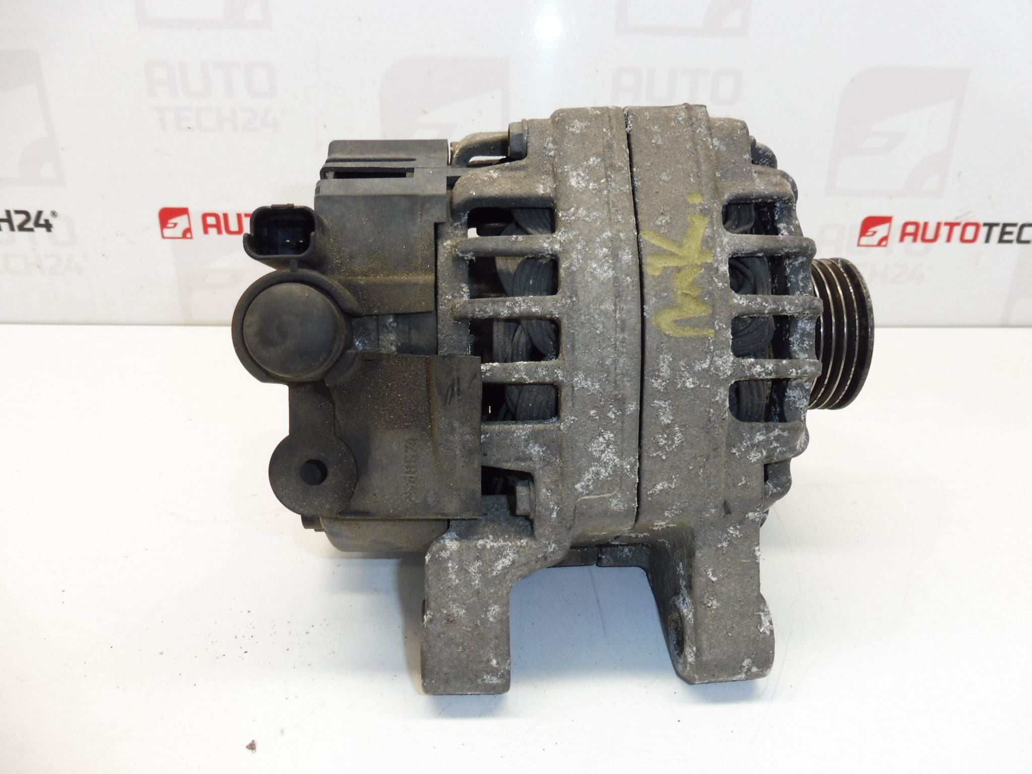 Alternator Valeo CL7 Citroën Peugeot 9642879480 57056C | AUTOTECH24.EU