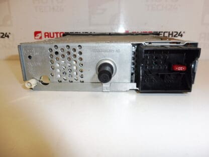 Car radio with CD MP3 Citroën Peugeot 96646223XT