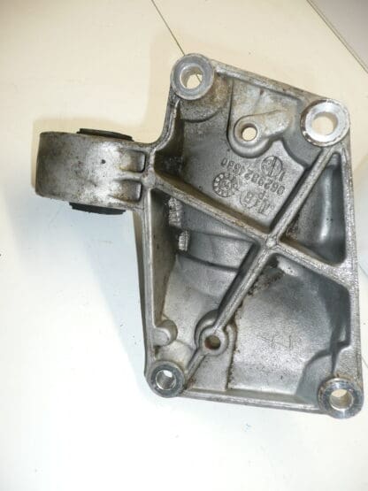 Axle bracket 1.8 16V 2.0 16V Citroën Peugeot 9629824580 1807N2