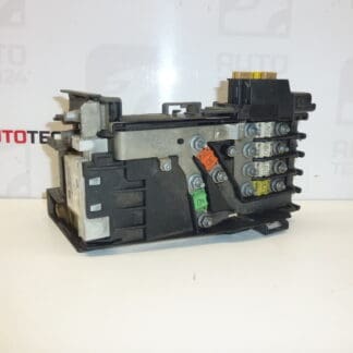 Fuse module Citroën Peugeot 9666527580 28236841 6500GQ